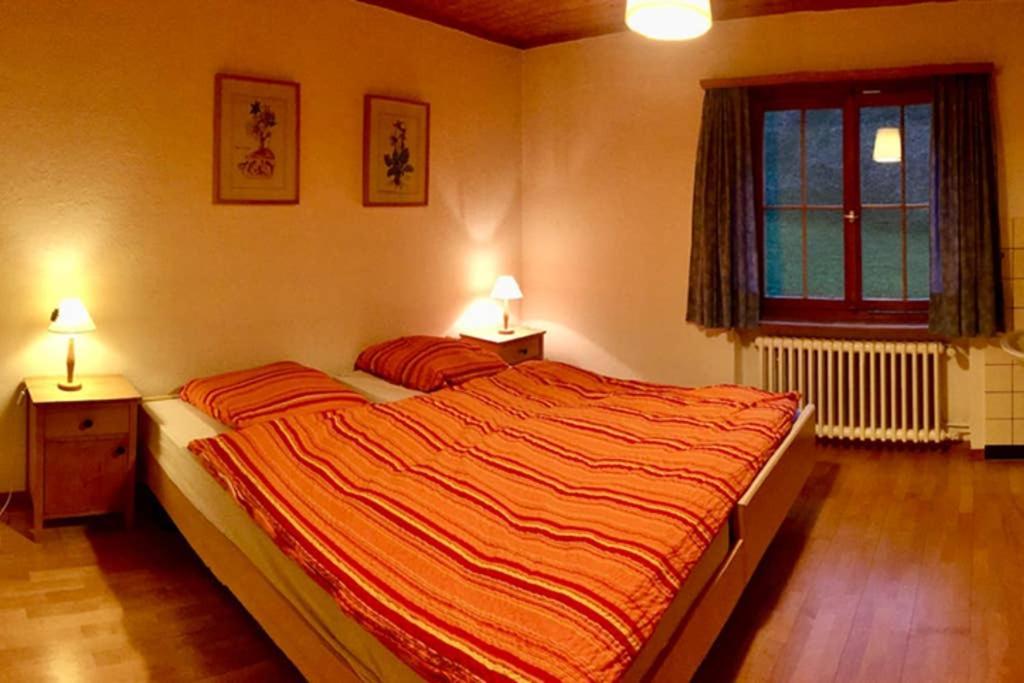 Ferienwohnung Uf Z`Enisch Klosters-Serneus Exterior foto