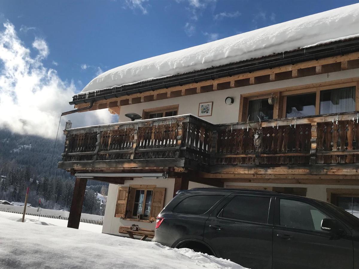 Ferienwohnung Uf Z`Enisch Klosters-Serneus Exterior foto
