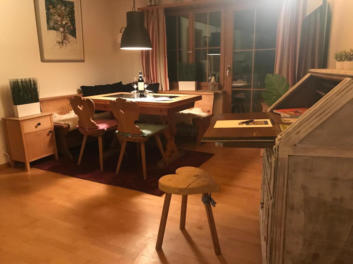 Ferienwohnung Uf Z`Enisch Klosters-Serneus Exterior foto